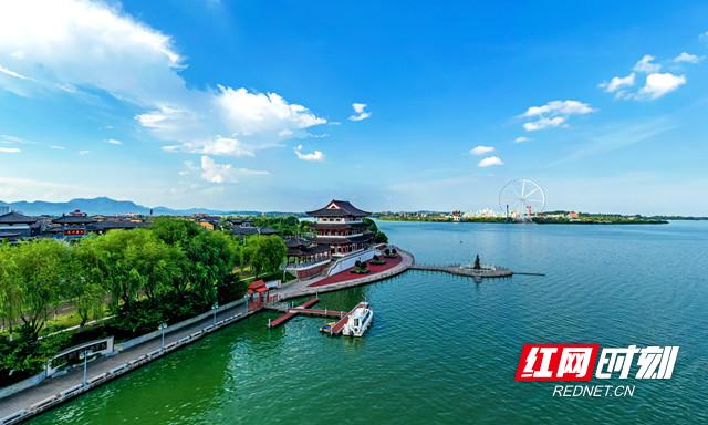 你知道常德柳叶湖吗？火爆全球的ChatGPT为他作了一首诗！