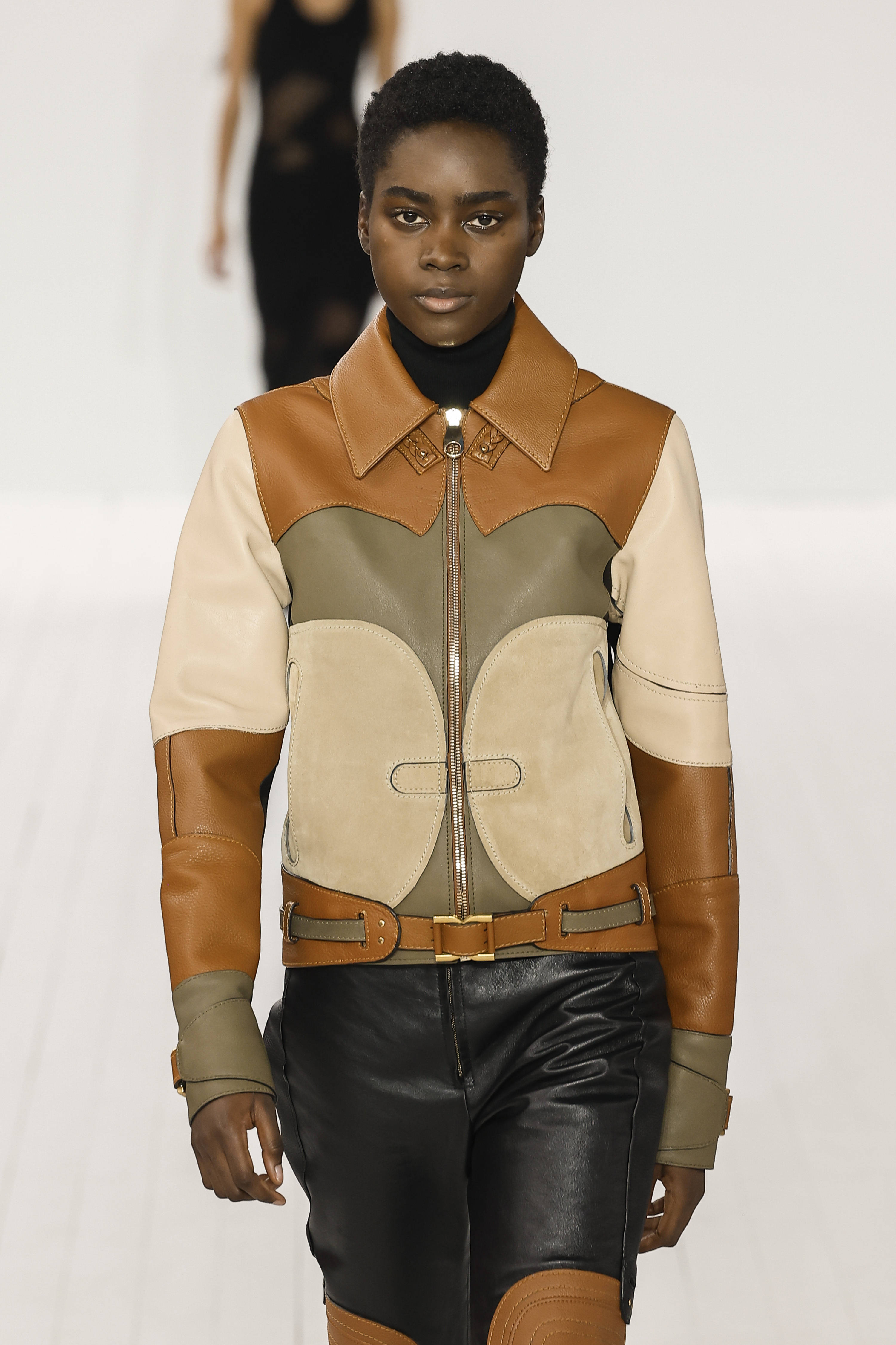 蔻依时装周,蔻依巴黎时尚时装周