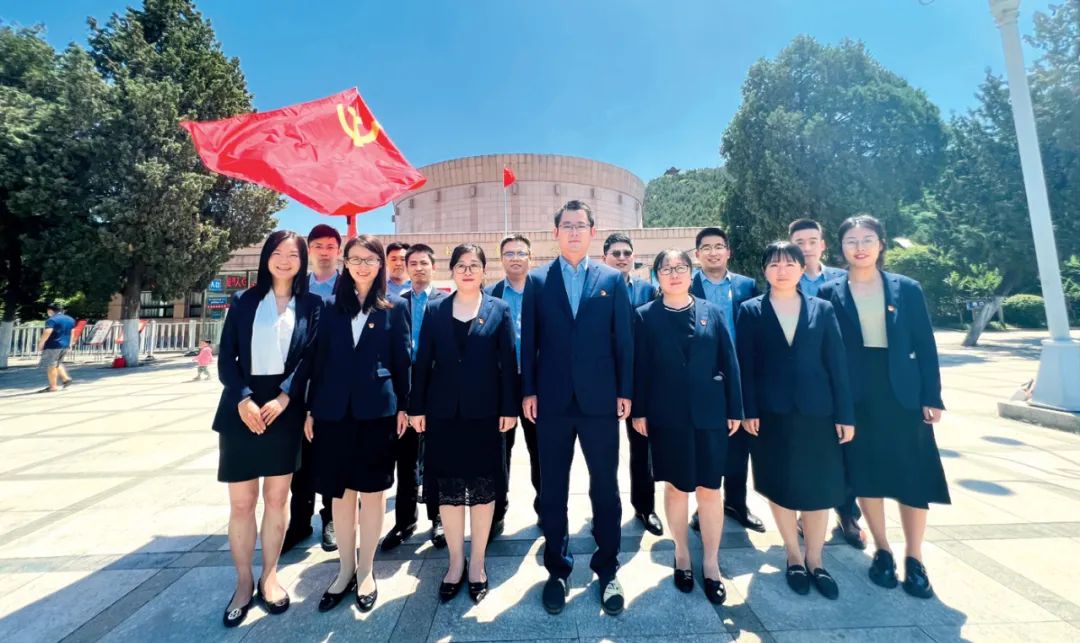 党建引领企业发展的创新样板,党建引领和企业发展融为一体