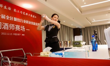 合肥一美容美发店老板跑路,南宁医美老板娘事件