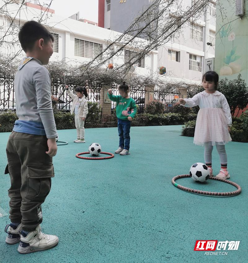 快乐足球趣味小游戏,快乐足球趣味游戏比赛