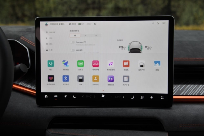 兼顾豪华与操控试驾2023款极氪001YOU版