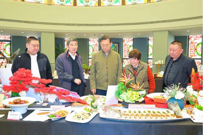 青岛红烧黄花鱼最好吃的做法,正宗青岛五香熏黄花鱼