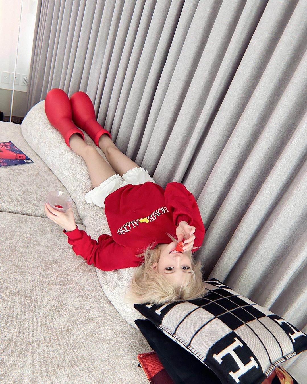 djsoda最新写真,djsoda写真图片