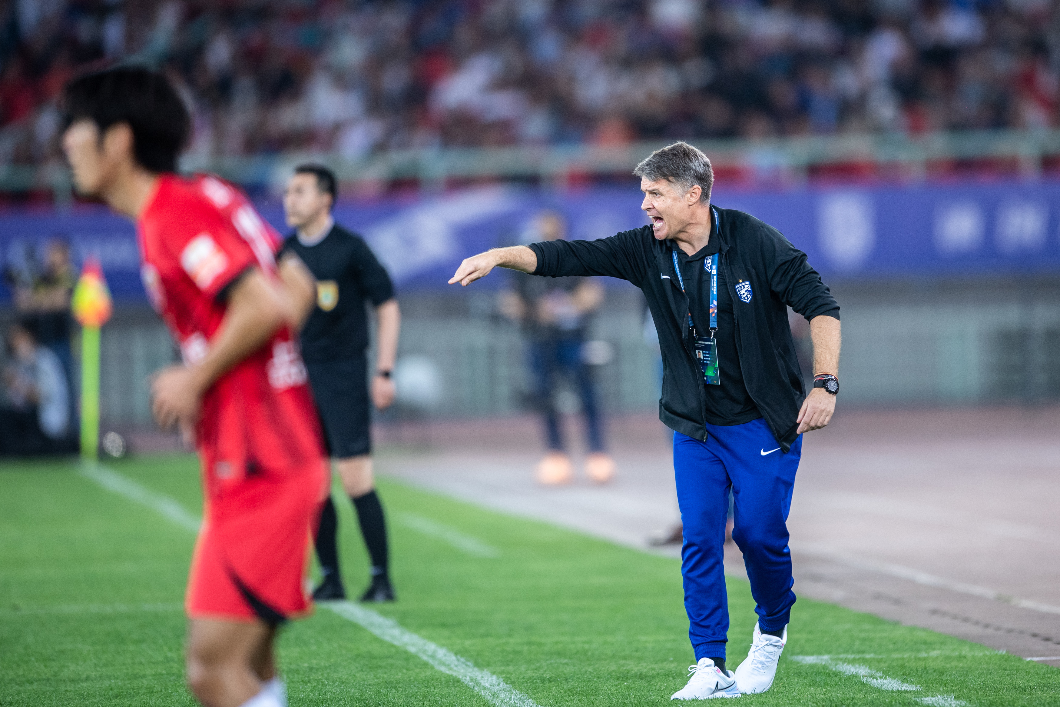 中超武汉三镇vs上海海港,中超武汉三镇0-2上海海港