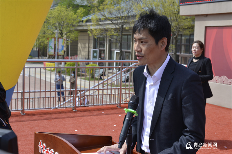 走进校园扎根新区足球青训西海岸俱乐部与弘文学校正式签约