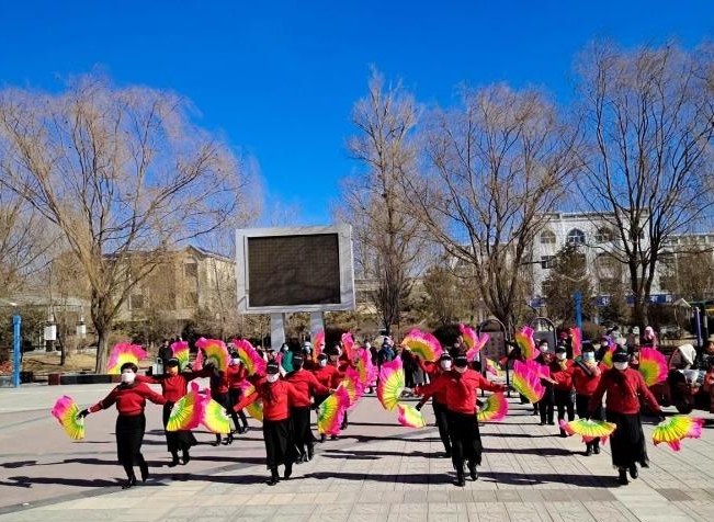 【“三抓三促”行动进行时】*党**建引领强治理“五治融合”促和谐——朱王堡镇创新打造基层社会治理新格局