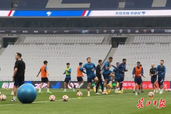 明日挑战“领头羊”，三镇主帅佩德罗：我们不会惧怕对手