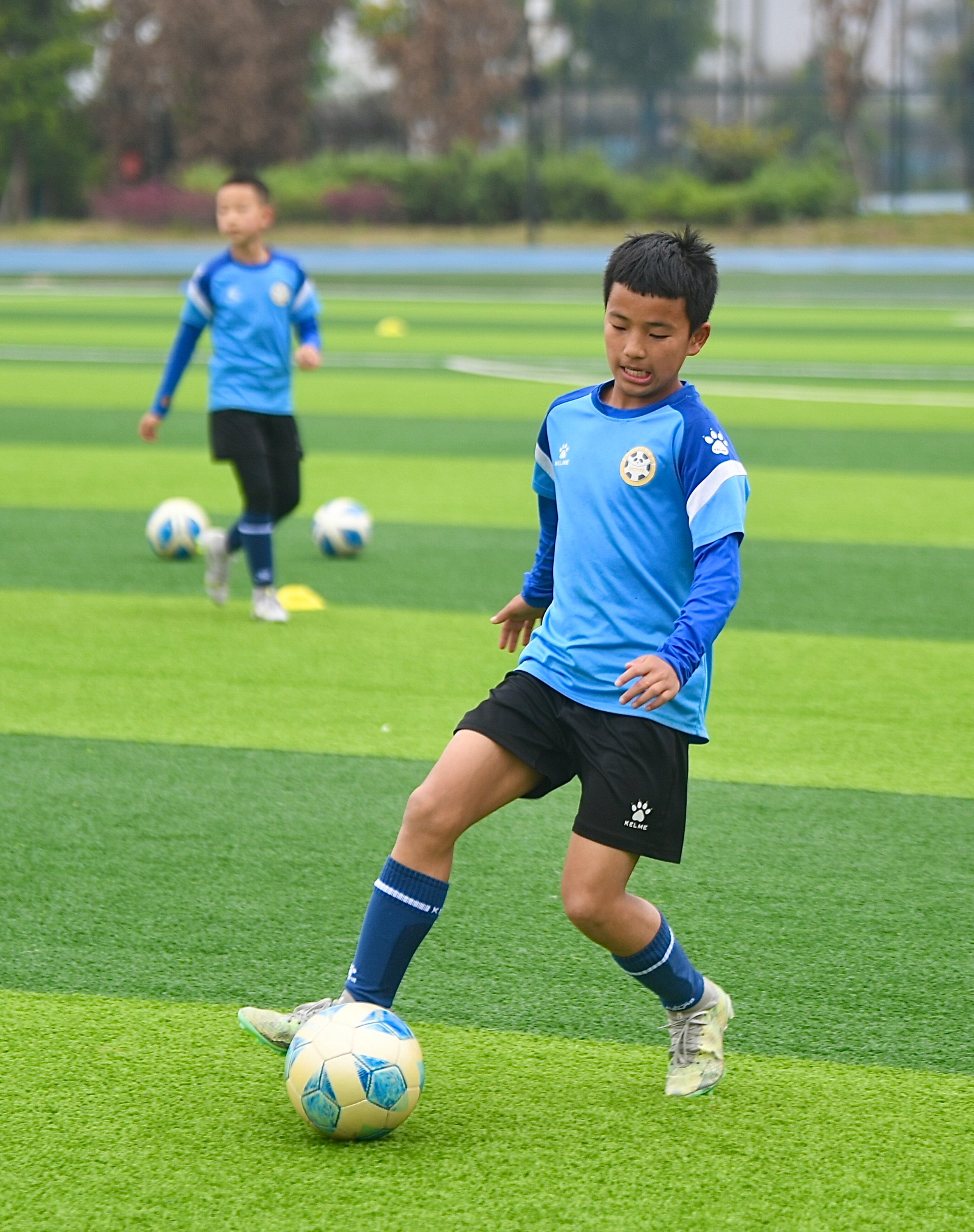 大凉山足球小将火了,足球大凉山