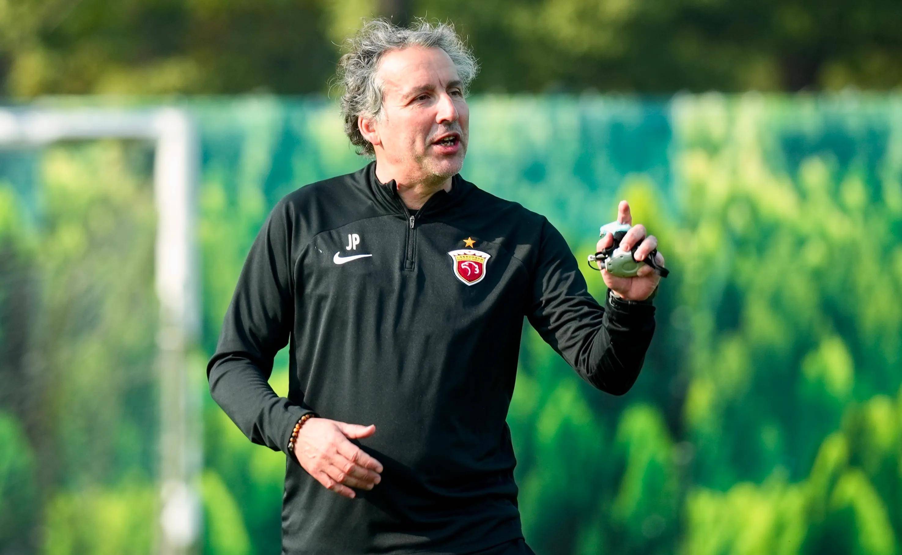 超哥顶球,超哥论球记