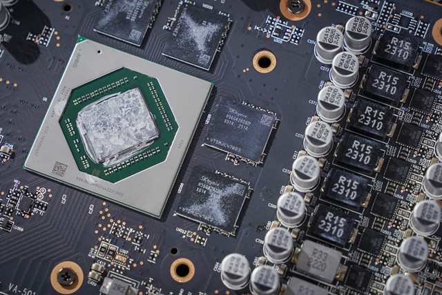 瀚凯rx7600显卡3390hz,瀚铠rx7600跑分