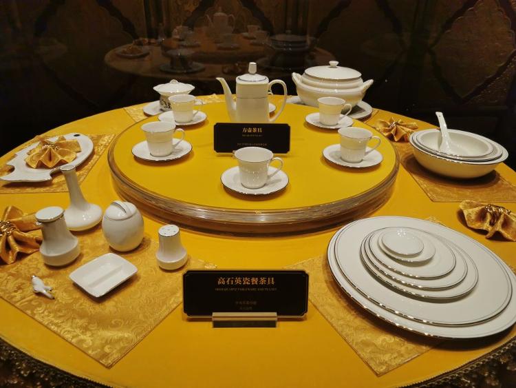 闆ㄨ繃澶╅潚浜戠牬妤蜂功,闆ㄨ繃澶╅潚浜戠牬鍑哄瑙嗛