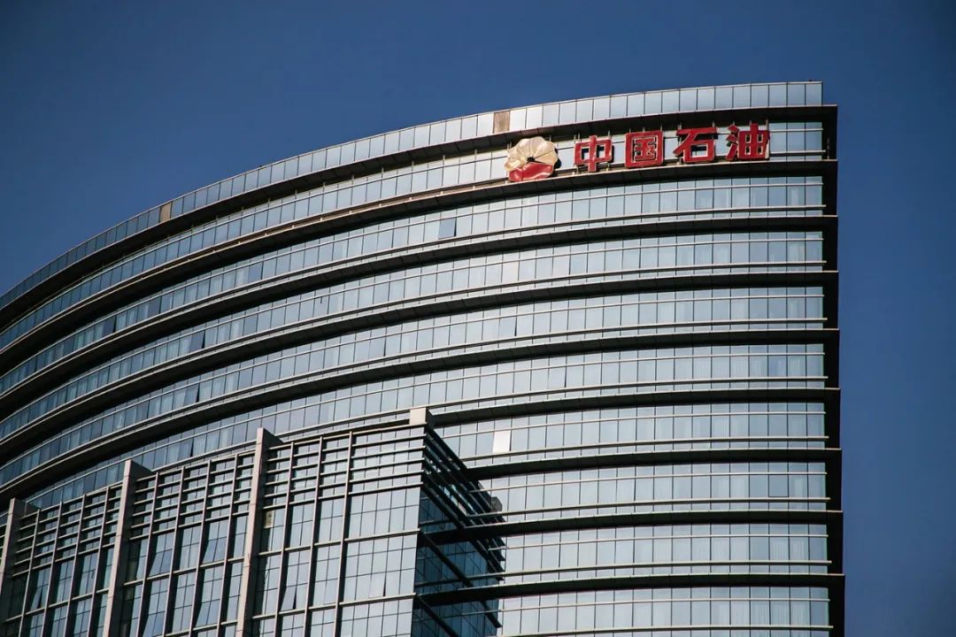 “*特中**估”再起风云10大券商首席深度拆解