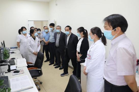 临沂市妇幼保健院接受“CAAE一级癫痫中心”现场评审