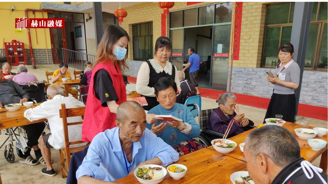 赫山区泉交河镇:念好“讲”“评”“帮”“乐”四字诀吹起乡村文明风