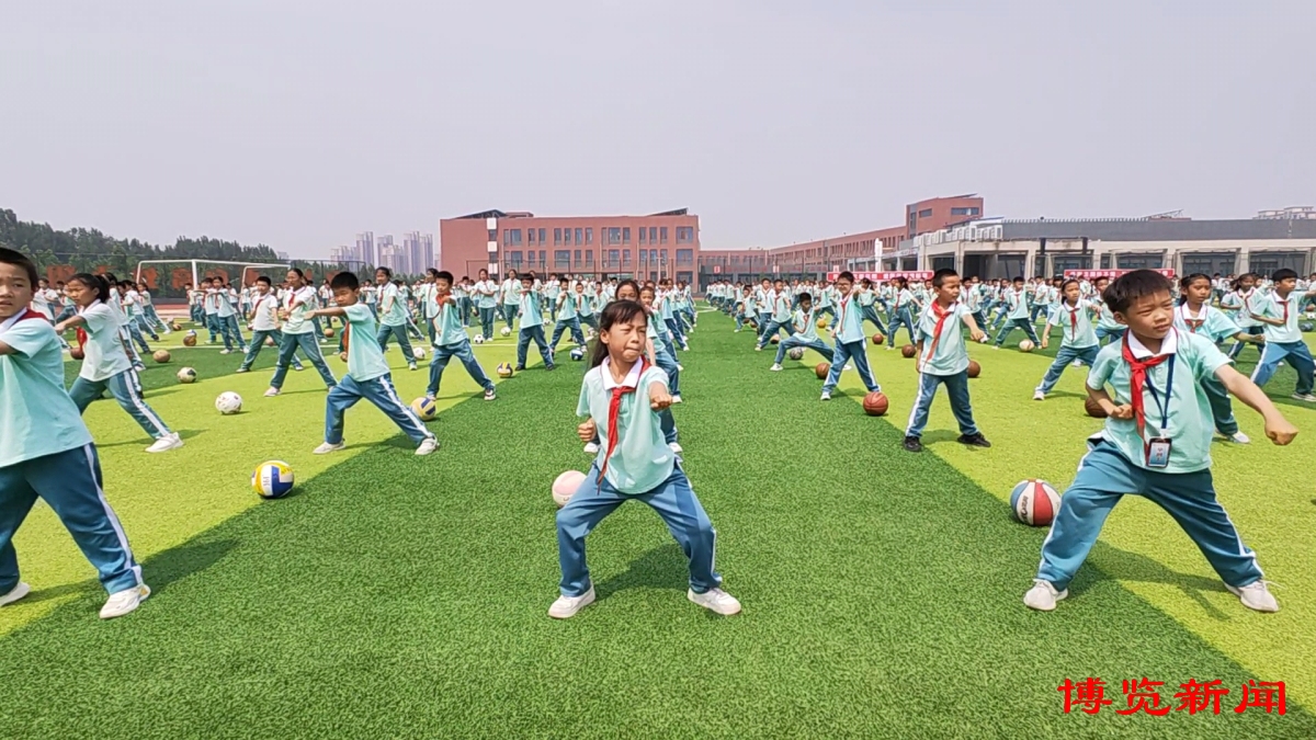 筑牢国防教育进校园,国防教育进校园点燃萌娃强国梦