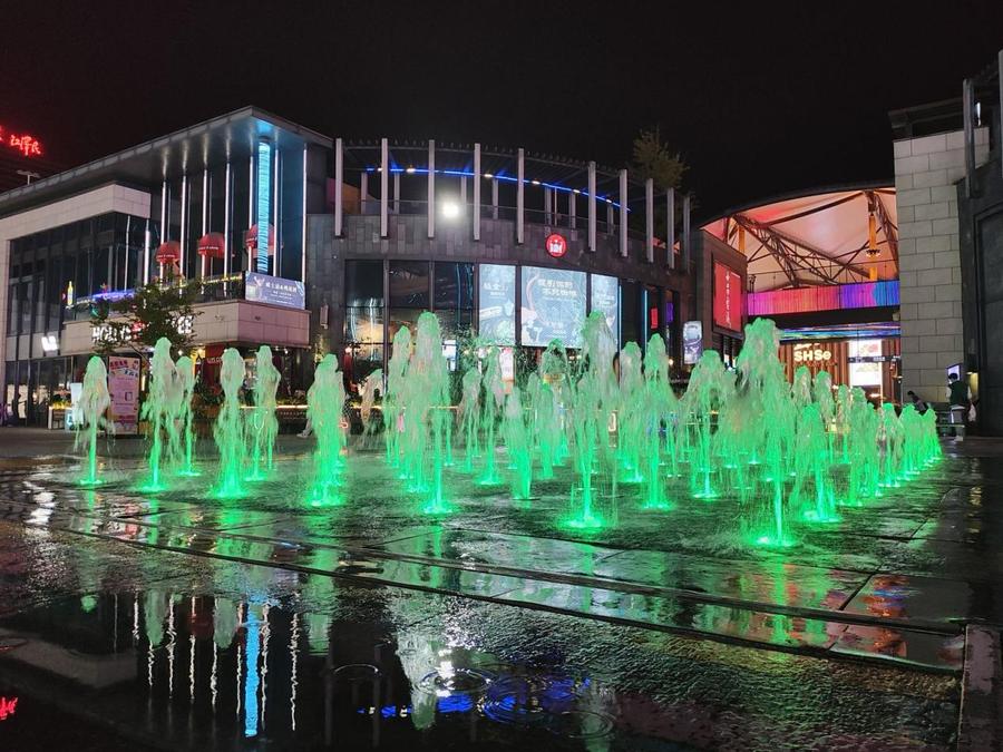 motorazr40ultra折叠屏测试,motorazr40ultra双卡测评