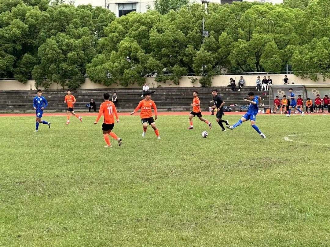 同济大学男足,同济大学足球中冠