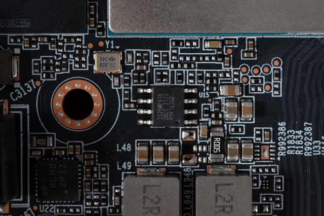 不惜堆料的旗舰“芯”王，索泰GeForceRTX4090PGFOC显卡评测