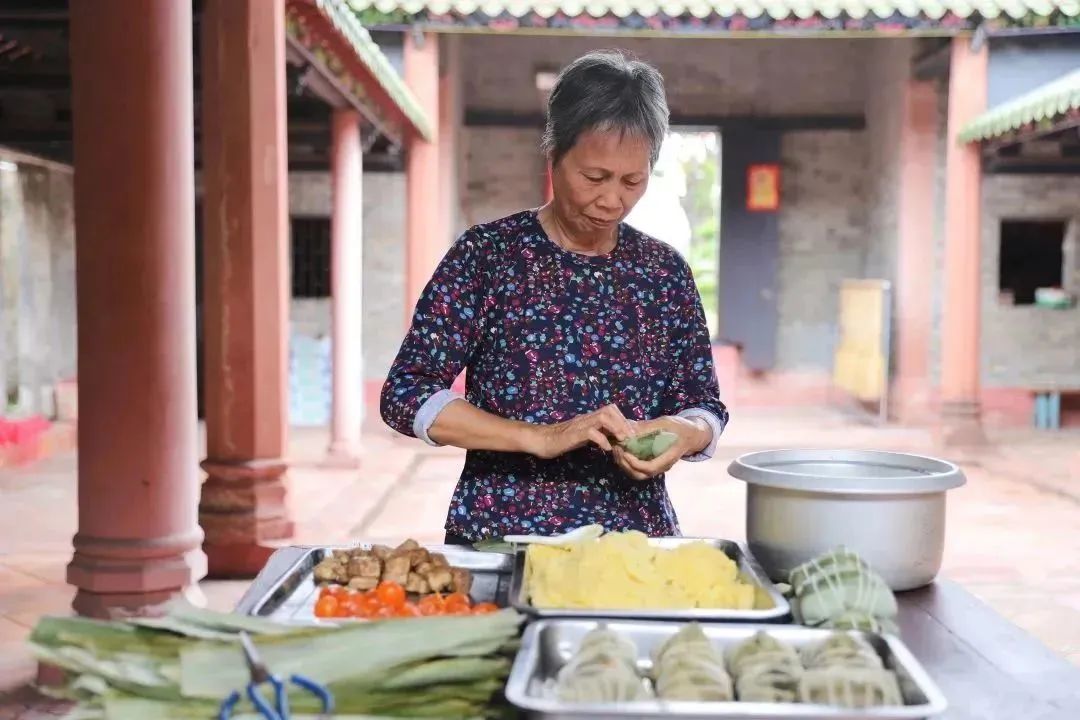 万江龙舟文化美食集市,万江龙舟美食节灯光