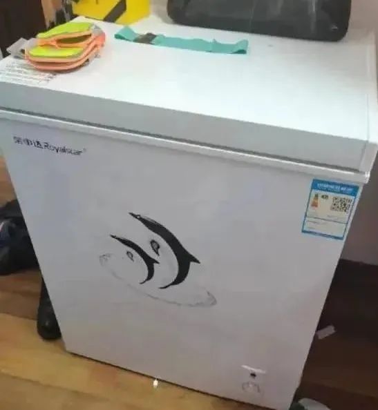 “交通卡”功能社保卡来了！上海杀妻藏尸冰柜案宣判！仁济医院辟谣！眼周小疙瘩或因HPV