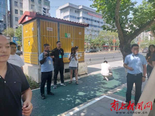 全域推进海绵城市建设示范工作,全域系统化建设海绵城市