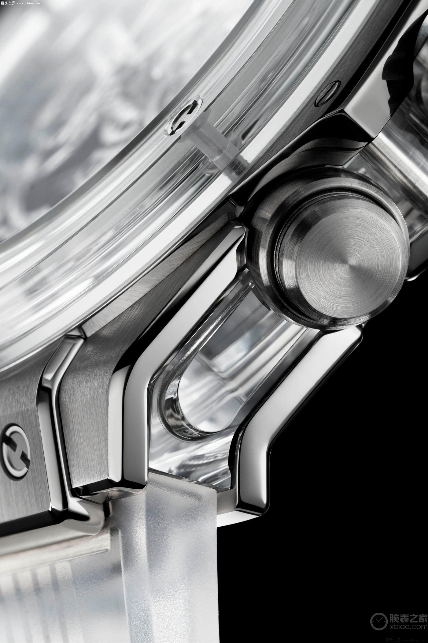 Hublot宇舶表携手宝嘉尔推出两款独家BigBangUNICO腕表