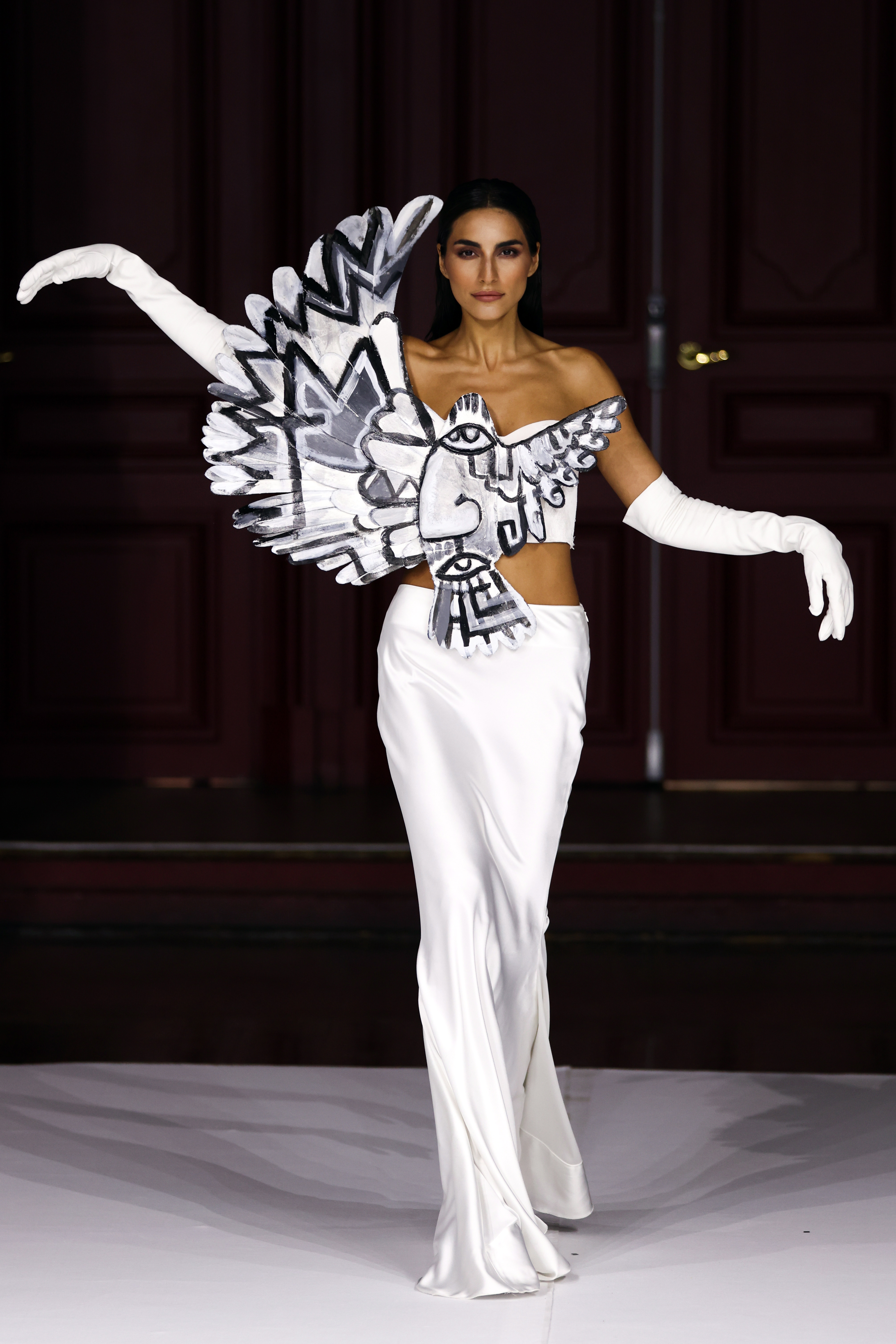 胡安娜马丁2023春夏时装秀,2023秋冬系列高级定制时装秀