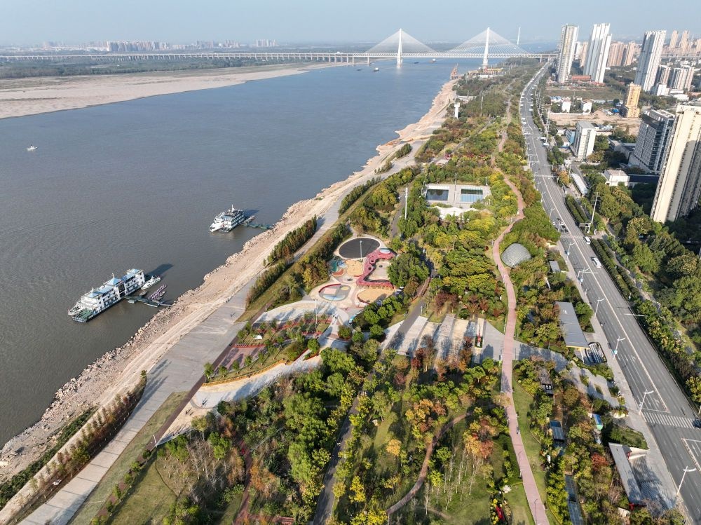 新华社聚焦武汉,新华社塑造新动能