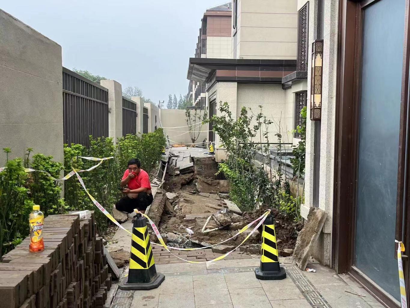 房屋漏雨求助,房屋漏雨找谁修最好