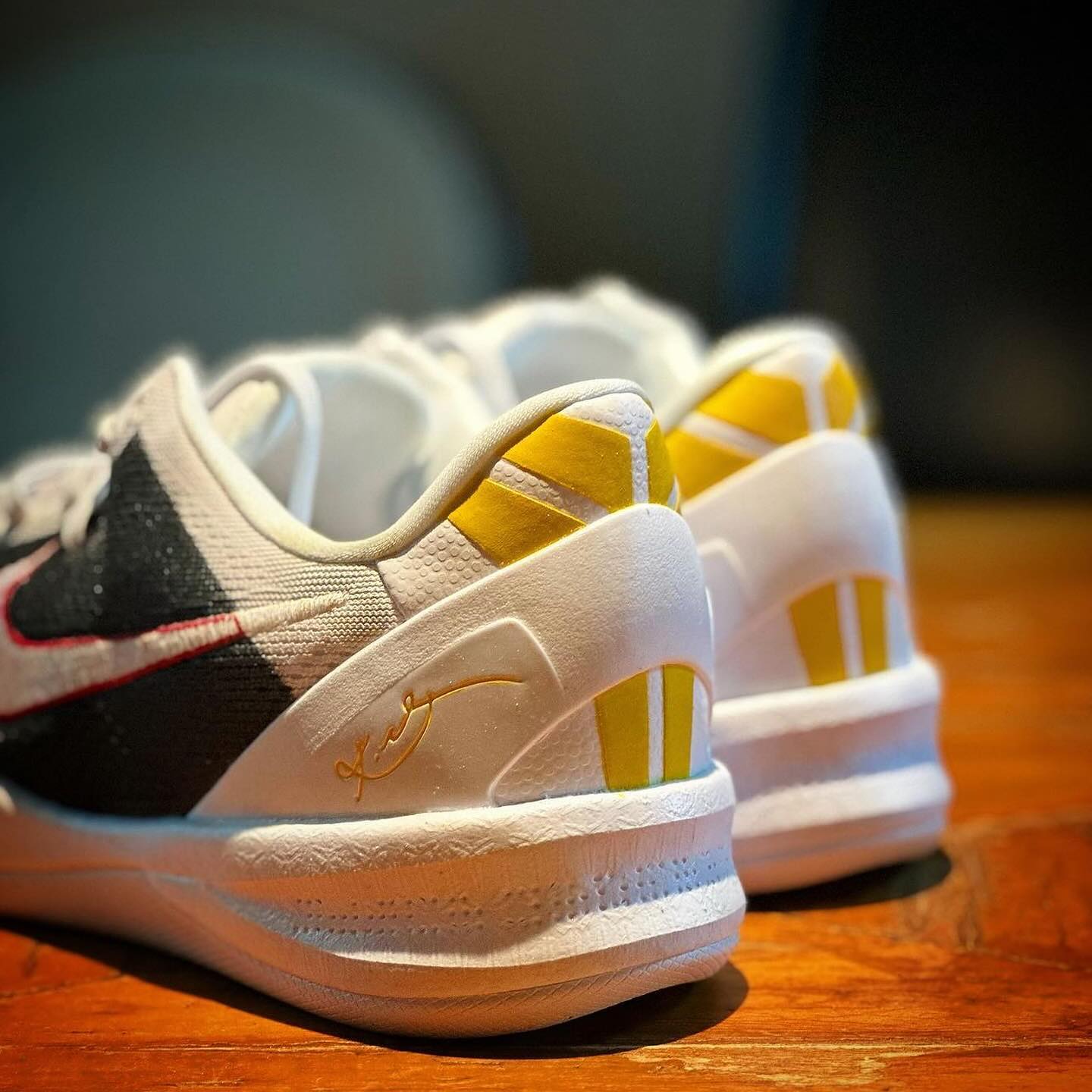 你未曾见过李小龙训练时的老照片,1973李小龙罕见老照片