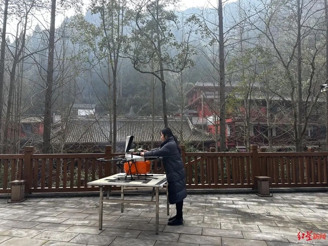 成都无人机外卖“上岗”!试运行5条航线,最快5分钟送达