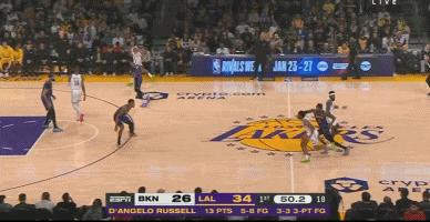 托马斯比赛高光时刻,托马斯连续三场超40分