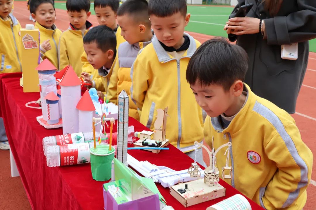 科技之春宣传月,小学科技之春宣传月